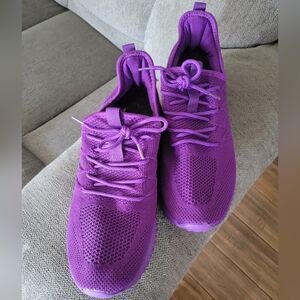 Fashion Purple Knit Mesh Tennis Shoe EUC